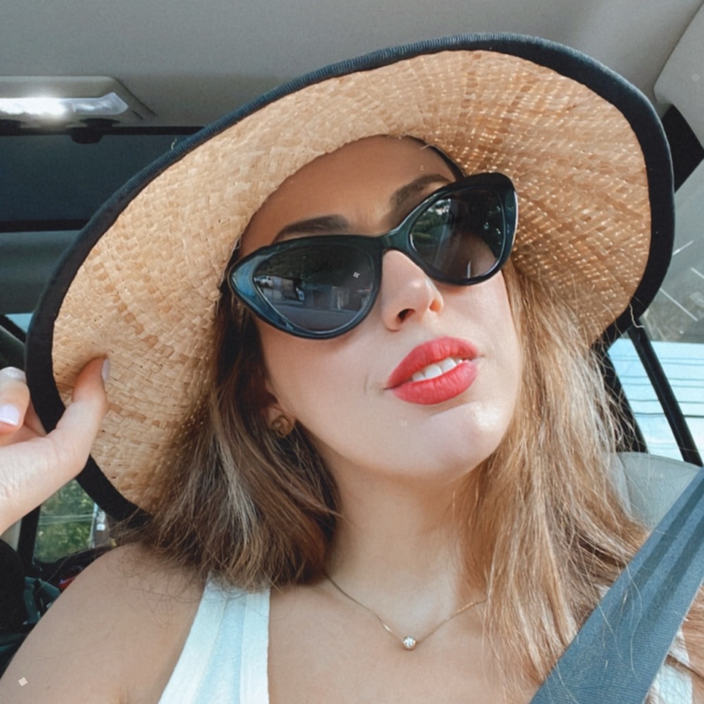 Meet your Posher, Inva